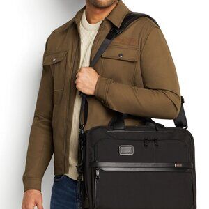 Tumi Alpha Organizer Portfolio Brief (Black) - Excellent Condition
